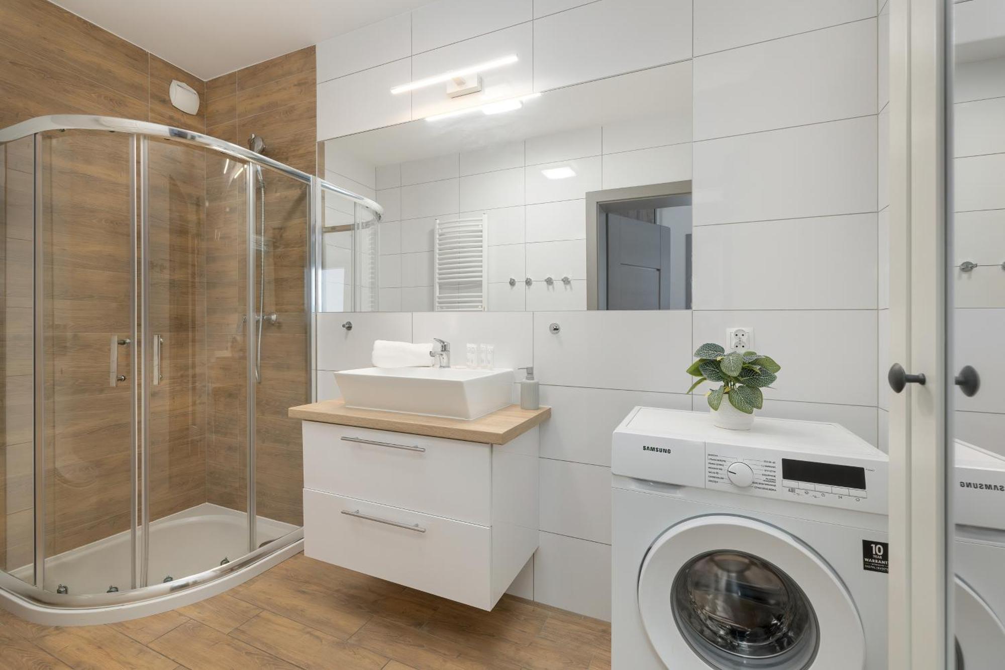 Apartamenty Sun Seasons 24 - Na Wiejskiej Устроне Морске Екстериор снимка